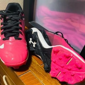 Girls' Under Armour Cleats